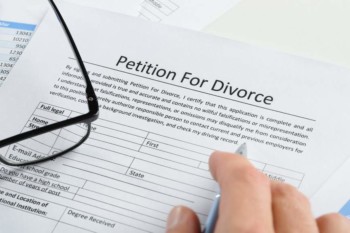 Top 10 Things to Do Before You File For a Divorce (2025 Update)